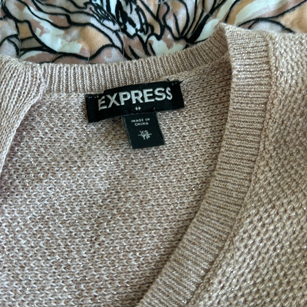 Express Sweater - Picture 3 of 5